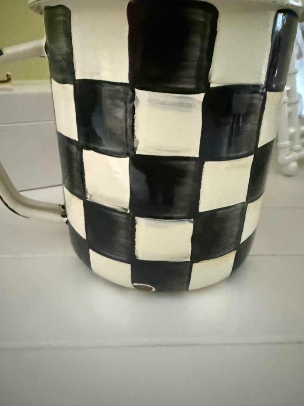 MacKenzie-Childs Courtly Check 7 Cup Measuring Cup - Picture 5 of 5
